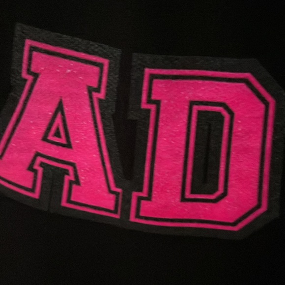 Trisha’s SADBOY2005 Merch Capri NWT - Picture 5 of 7